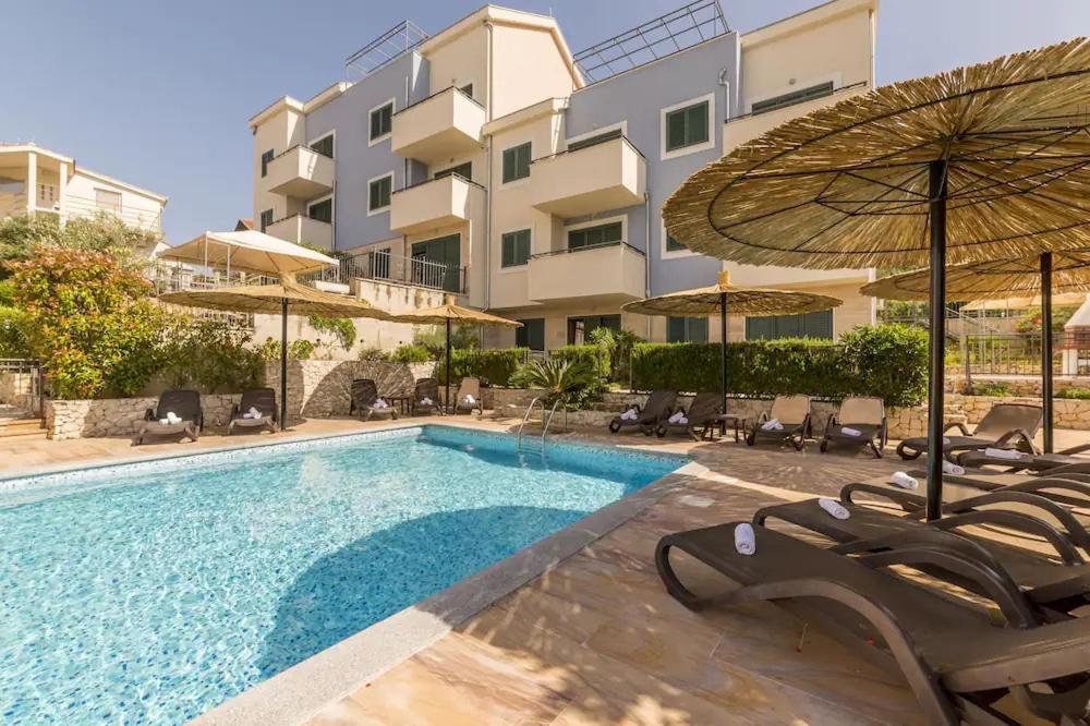 Apartment Relax Villa Salena 슬라티네 외부 사진